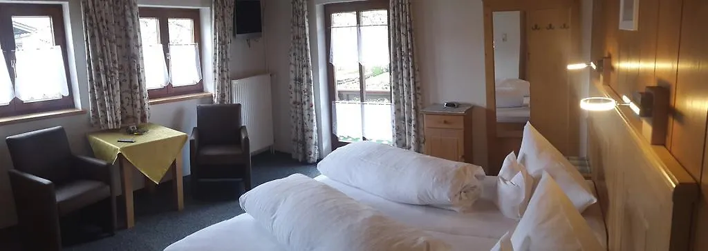 Gaestehaus Inzeller Hof Отель Инцелль